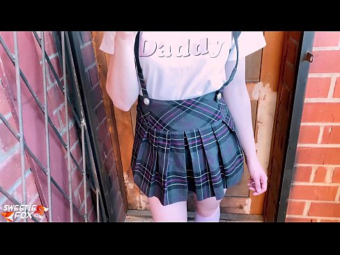 ❤️ Schulmädchen saugt ihren Schwanz tief und fickt statt Unterricht. ❤❌ Anal video bei uns ☑