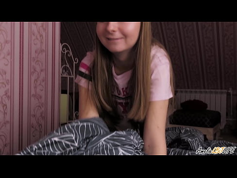 ❤️ Blondie saugt ihre BFF's tief und bekommt Sperma in den Mund ❤❌ Anal video bei uns ☑